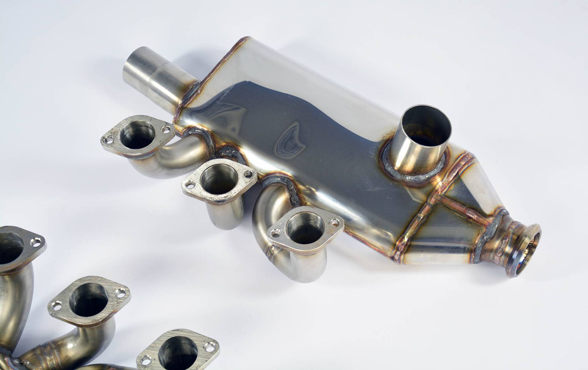 Manifold Right - Left (With heat exchangers)